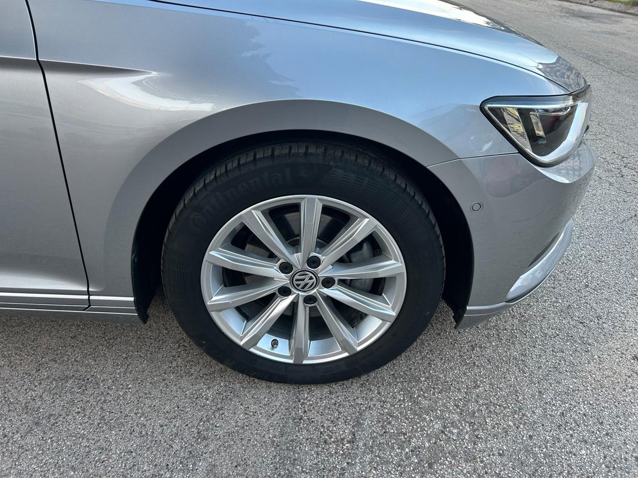 Volkswagen Passat sw 2.0 tdi 150 cv 2019 navi