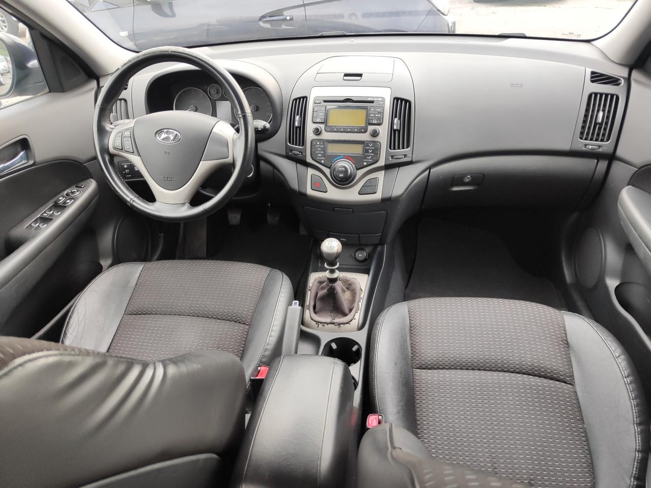 Hyundai i30 1.6 CRDi VGT 16V 90CV 5p.