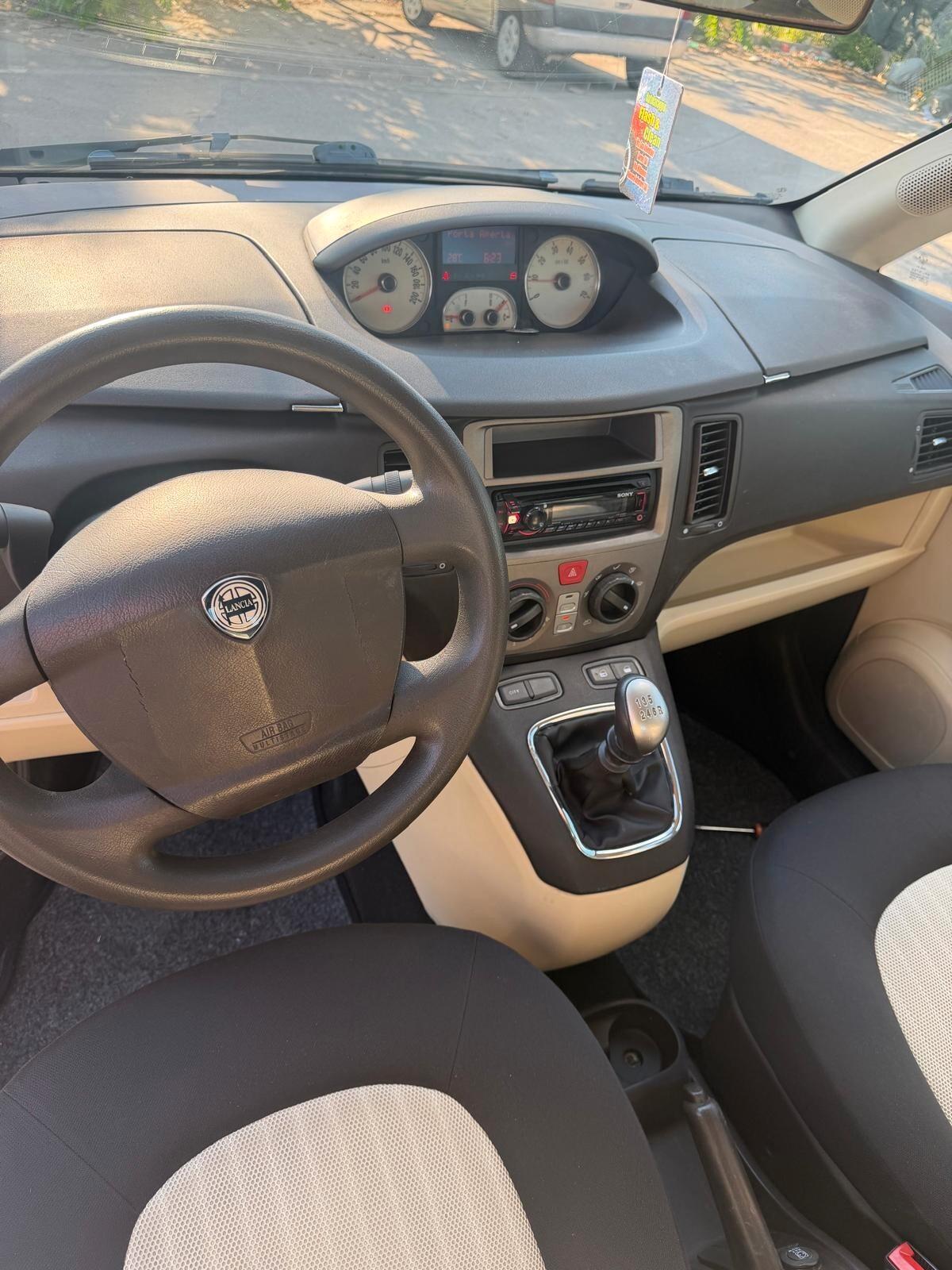 Lancia MUSA 1.4 16V Oro