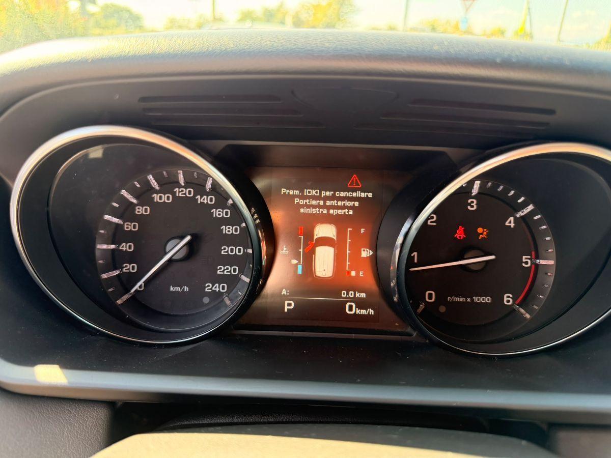 LAND ROVER - Range Rover Sport - 3.0 TDV6 HSE