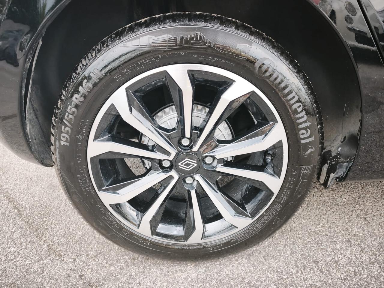 RENAULT CLIO TCE 90CV TECHNO+