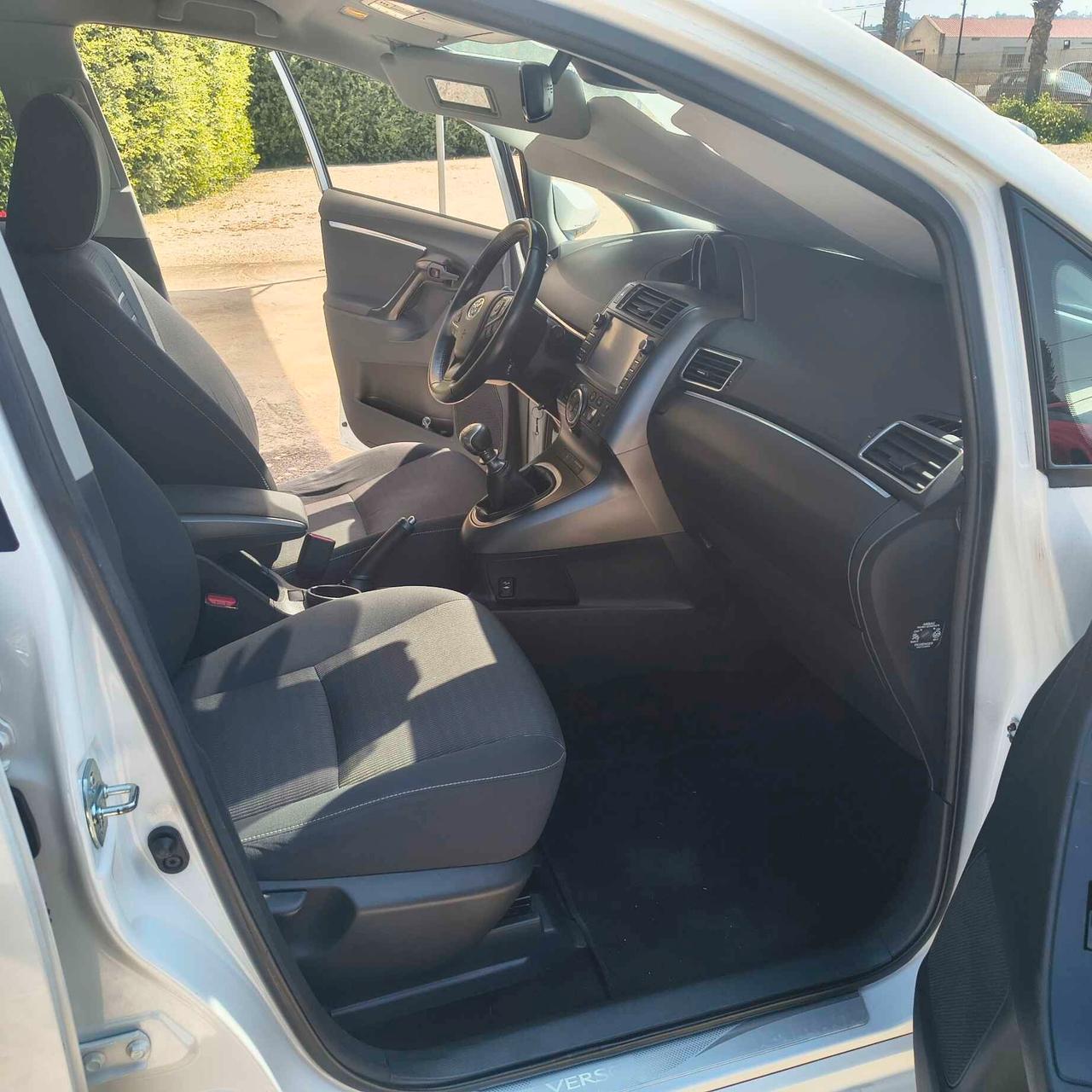 Toyota Verso 1.6 D-4D Active