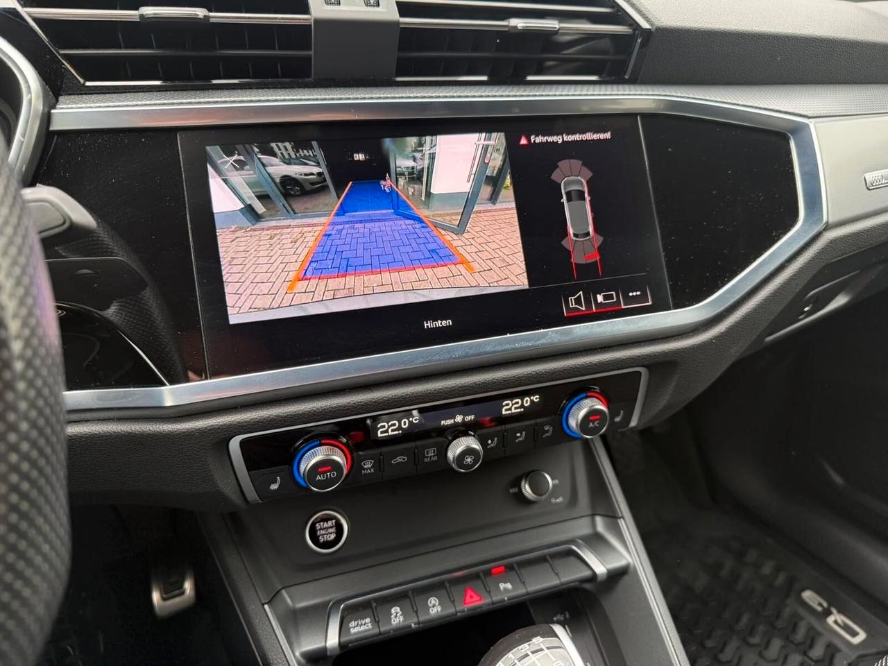 Audi Q3 35 TFSI S line edition