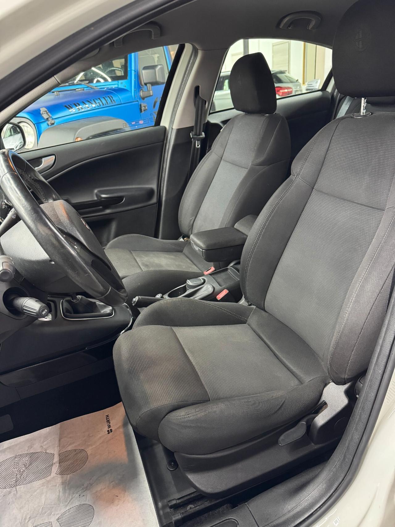 Alfa Romeo Giulietta 1.6 JTDm-2 105 CV Distinctive