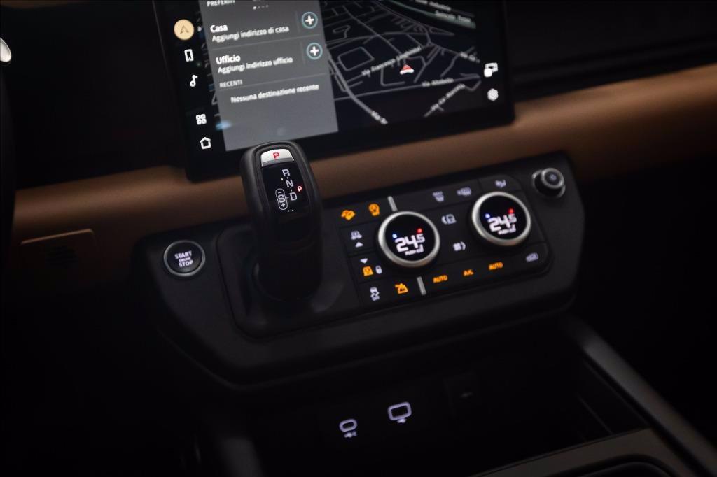 LAND ROVER Defender 110 Hard Top 3.0d i6 mhev HSE awd 250cv auto del 2022