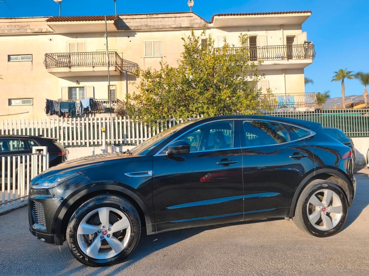 JAGUAR E-PACE R-DYNAMIC AWD 150CV FULL