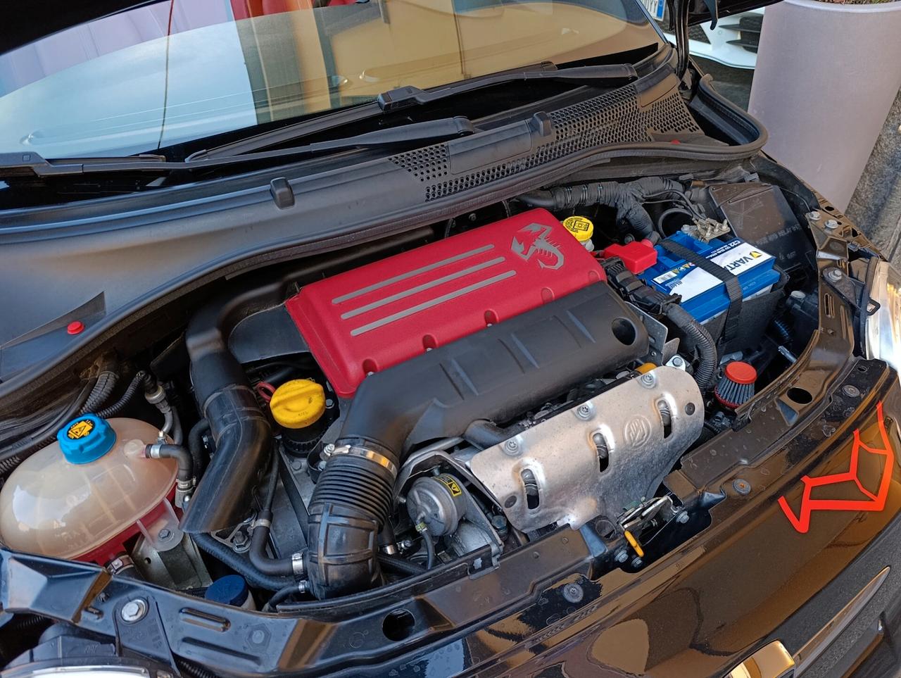 Abarth 500 C 1.4 Turbo T-Jet MTA Cabriolet