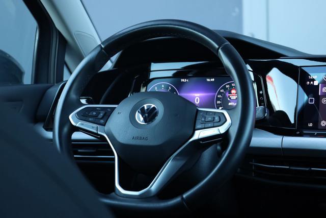 VOLKSWAGEN Golf 1.0 eTSI EVO DSG Life