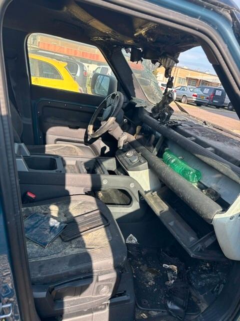 LAND ROVER DEFENDER DANNEGGIATA 110 2.0 SD4 240CV AWD HSE