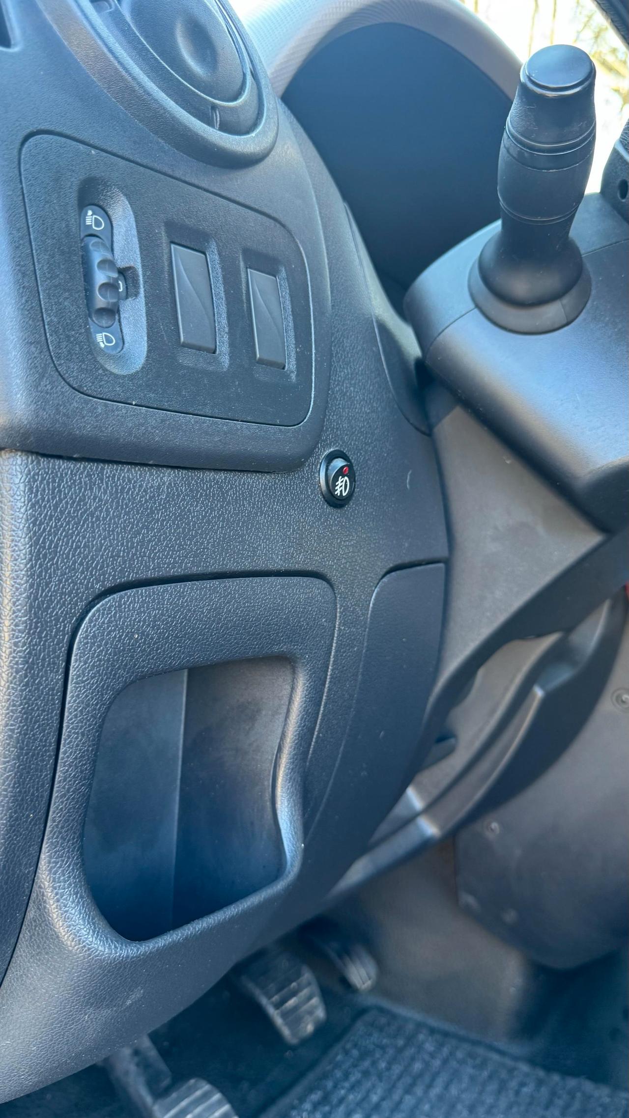 RENAULT Master T33 2.3 dci 125cv L2H2 E5