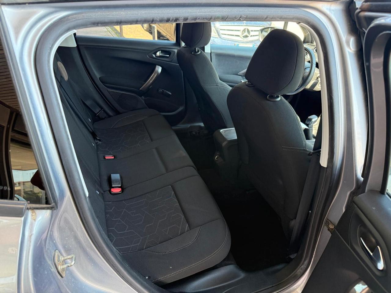 Peugeot 2008 PureTech 82