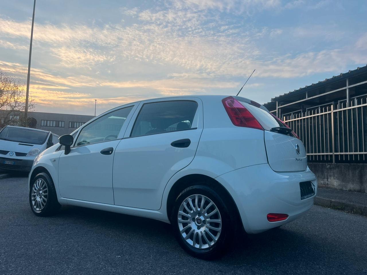 Fiat Punto 1.2 8V solo 49.000km