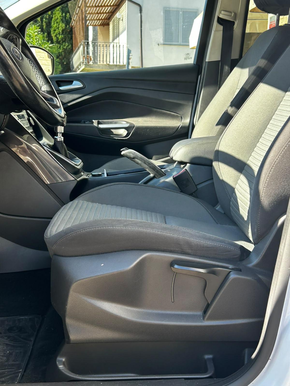 Ford Cmax Titanium