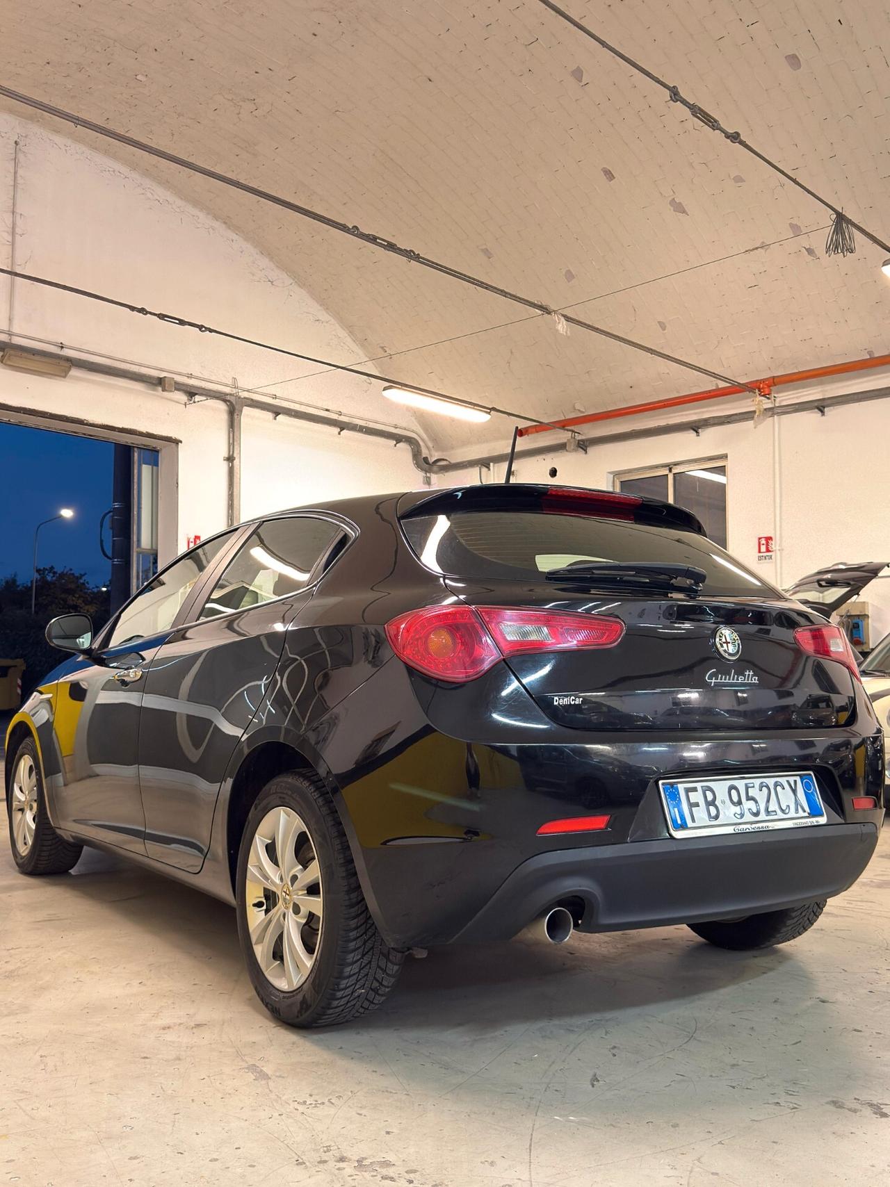 Alfa Romeo Giulietta 1.6 JTDm-2 120 CV Exclusive