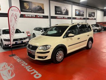 Volkswagen Touran 2.0 TDI DPF DSG Trendline