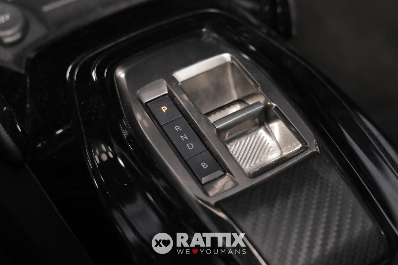 Peugeot e-2008 motore elettrico 100KW Allure Pack