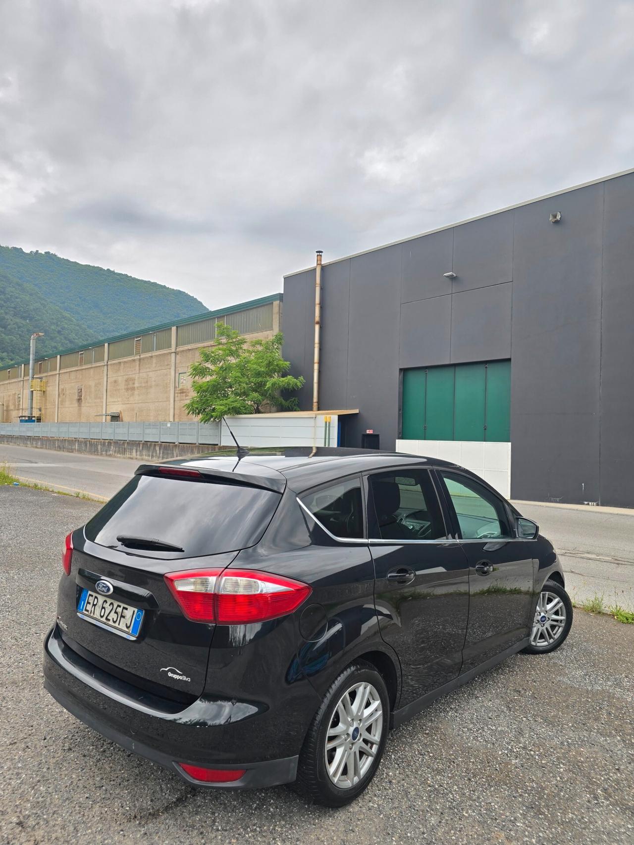 Ford C-Max Titanium