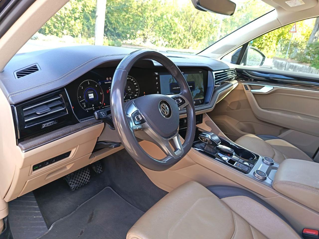 VOLKSWAGEN Touareg 3.0 V6 TDI SCR Advanced