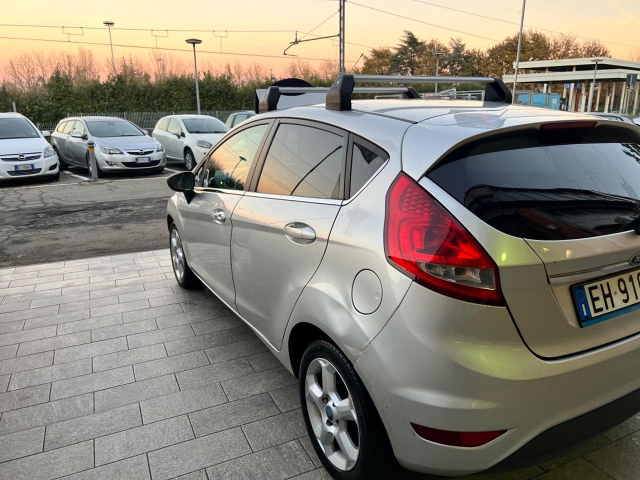 Ford Fiesta 1.4 5 porte Bz.- GPL Titanium