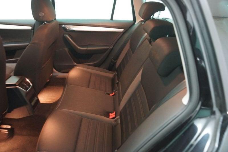 Skoda Octavia Octavia 1.6 TDI SCR 115 CV DSG Wagon Executive