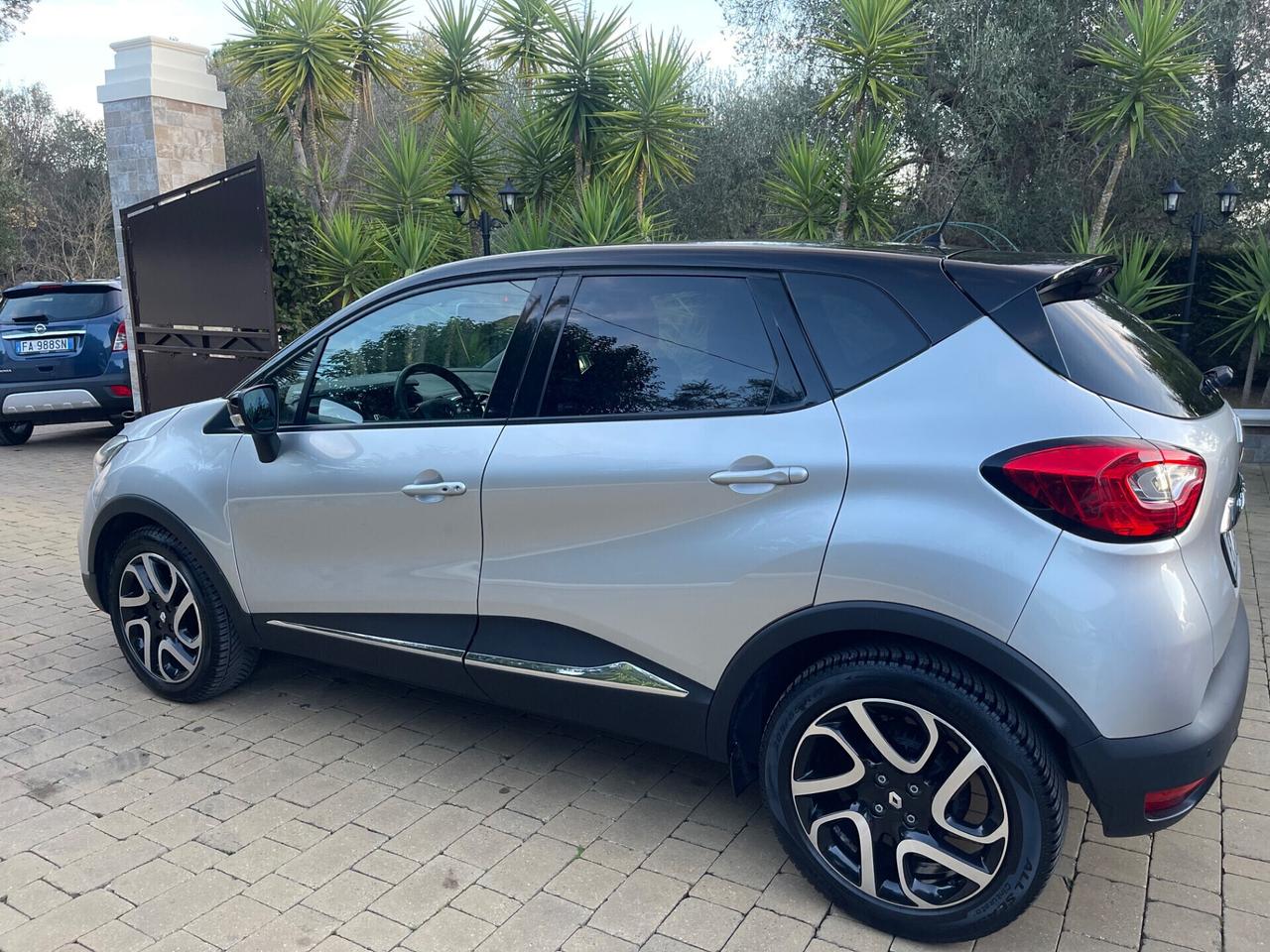 RENAULT CAPTUR 1.2 TCE 120CV EDC RLINK FULL LED