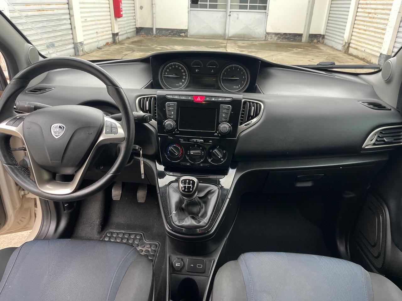 Lancia Ypsilon 1.2 69 CV 5 porte GPL Ecochic Gold