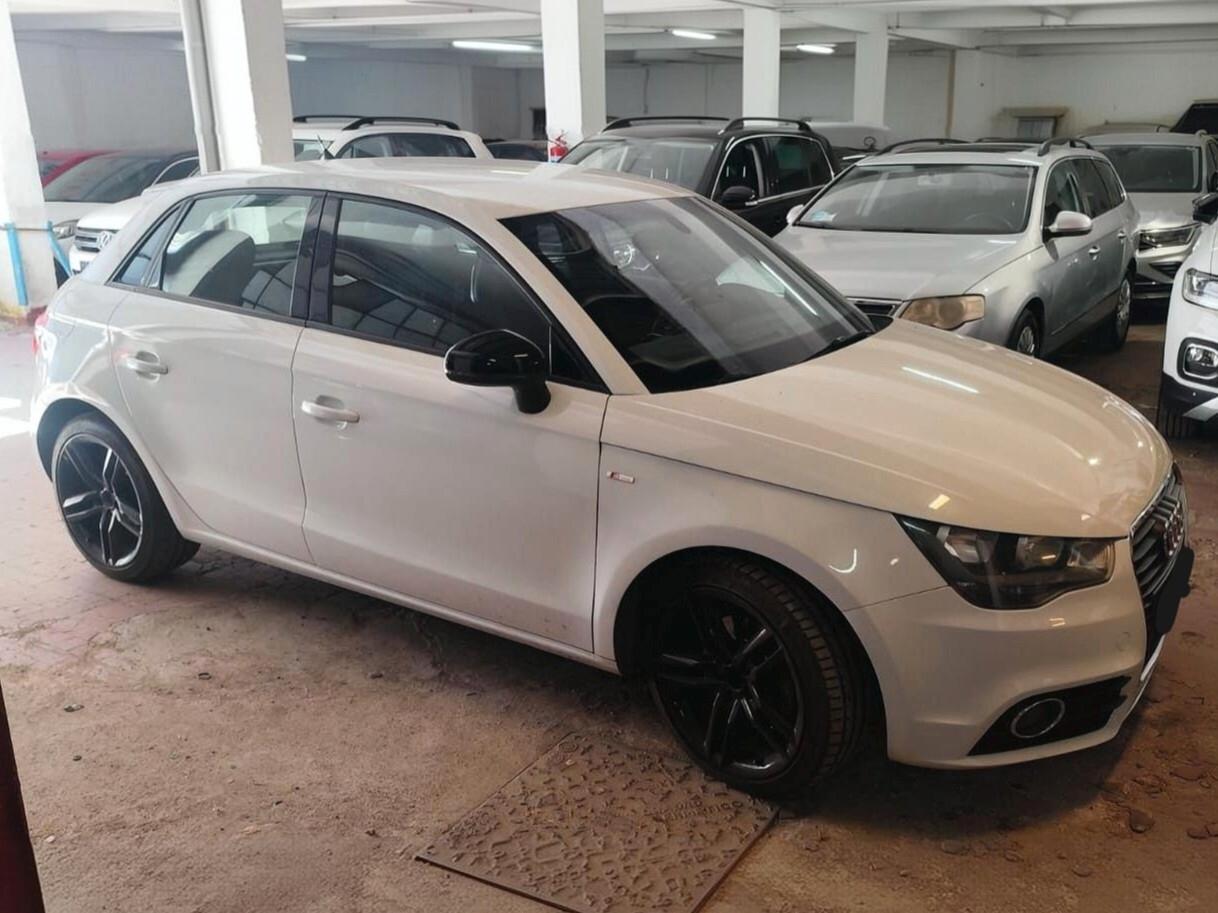 Audi A1 SPB 1.6 TDI 105 CV Attraction - MOTORE DA RIVEDERE