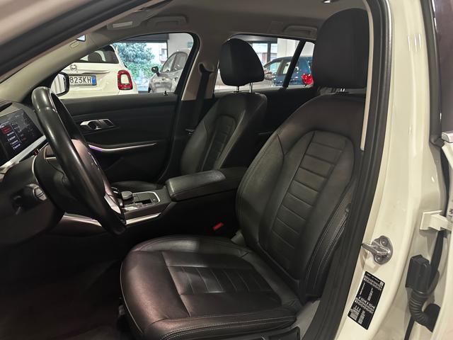 BMW 318 d 48V Touring Luxury