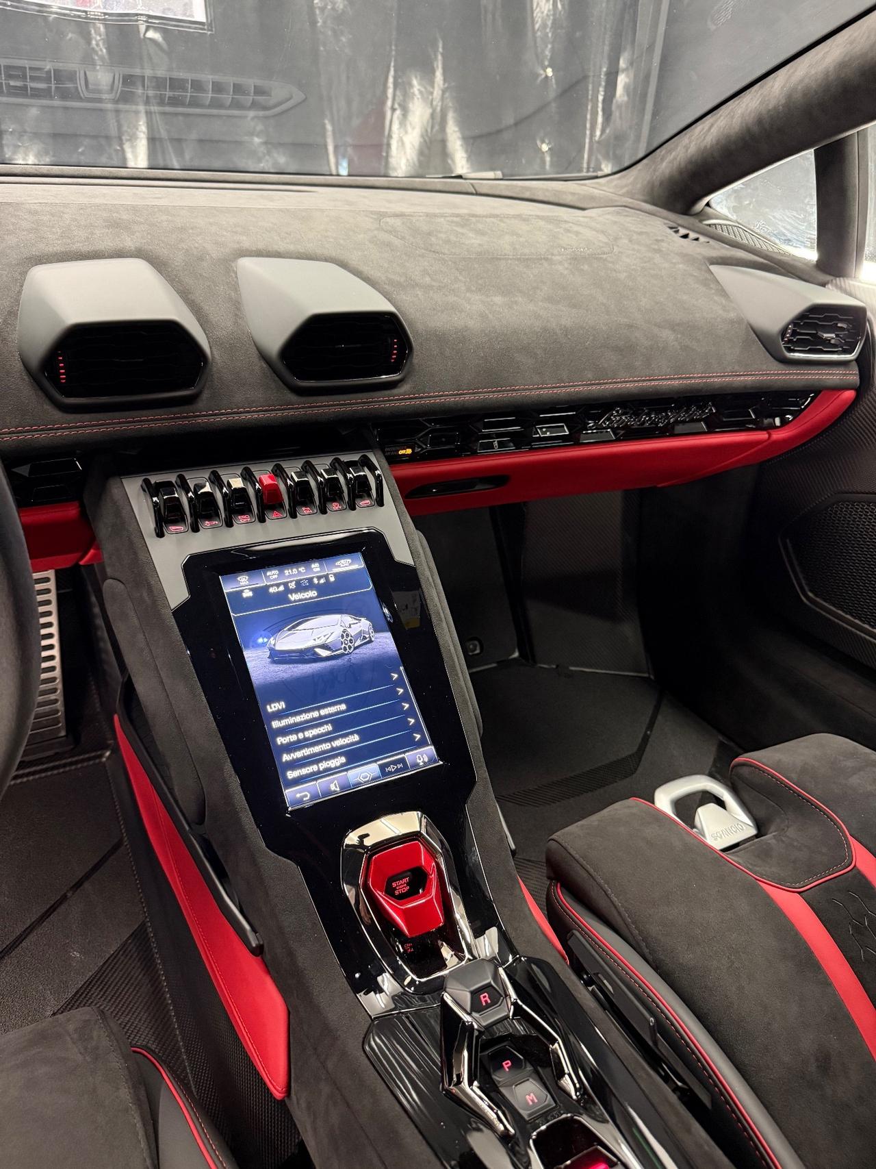 Lamborghini Huracán 5.2 V10 Tecnica RWD Coupé