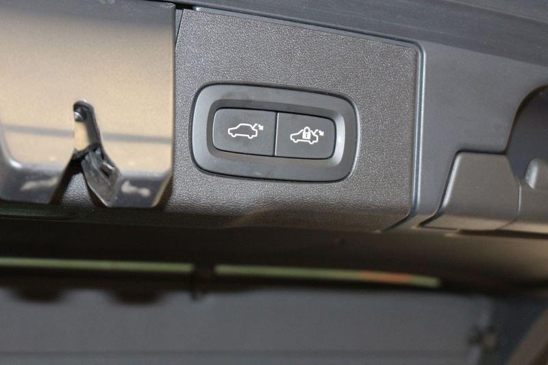 Volvo XC60 B4 (d) Geartronic Momentum Pro