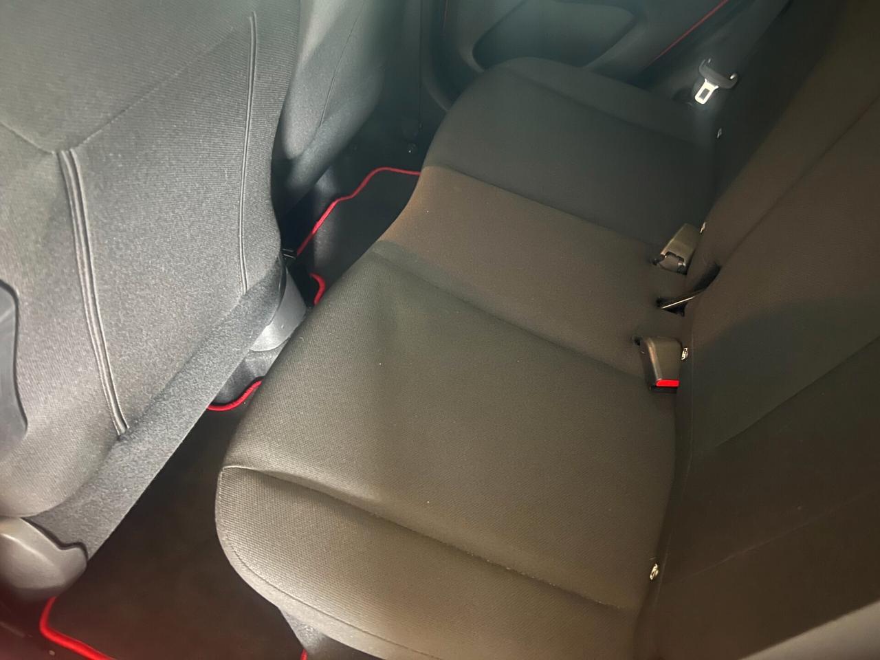 Toyota Aygo 1.0 VVT-i 69 CV 5 porte AUTOMATICA OK NEOPATENTASI SOLO 43.927 KM