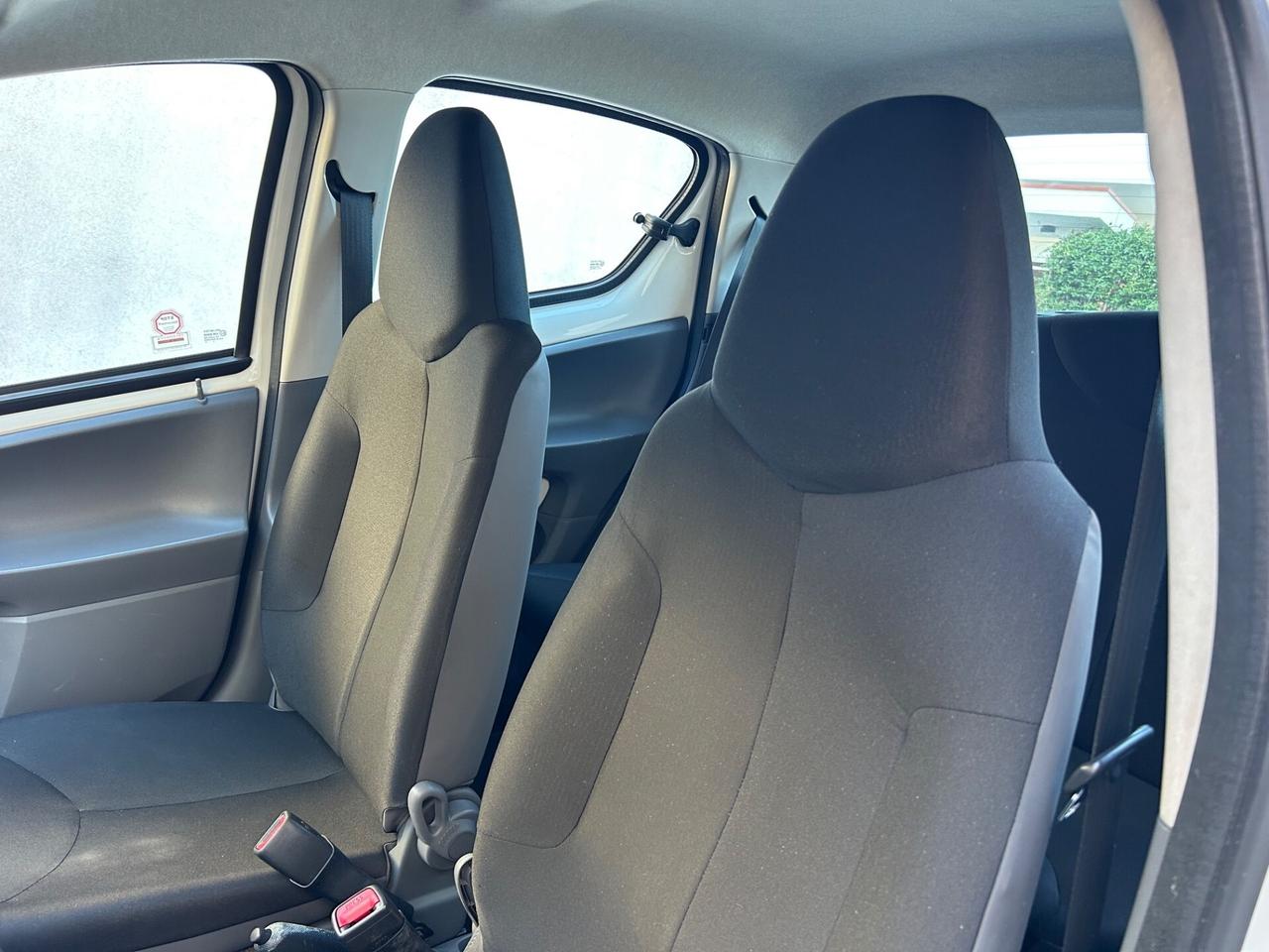 Toyota Aygo 1.0 benz ideale per neopatentati