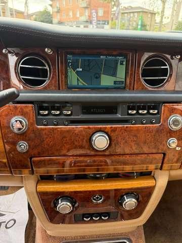Rolls-Royce Phantom 6.7