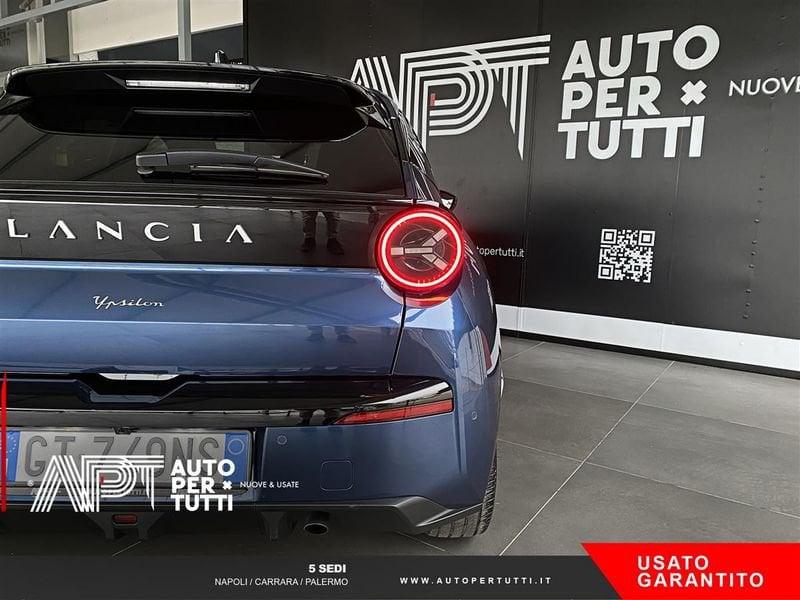 Lancia Ypsilon Ypsilon Hybrid e-DCT Edizione Cassina