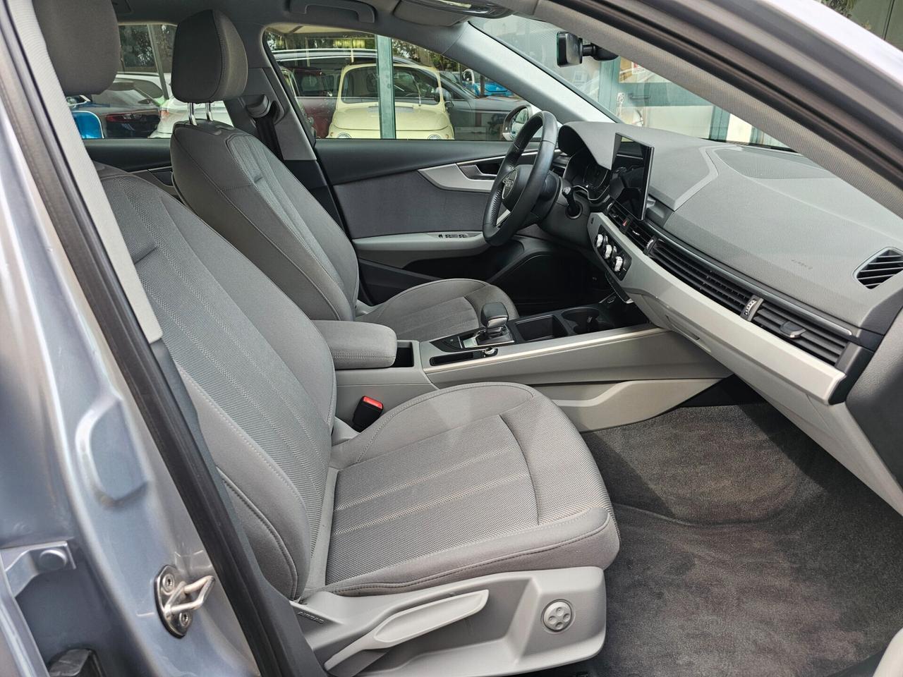 Audi A4 Avant 30 TDI/136 CV S tronic Business Advanced