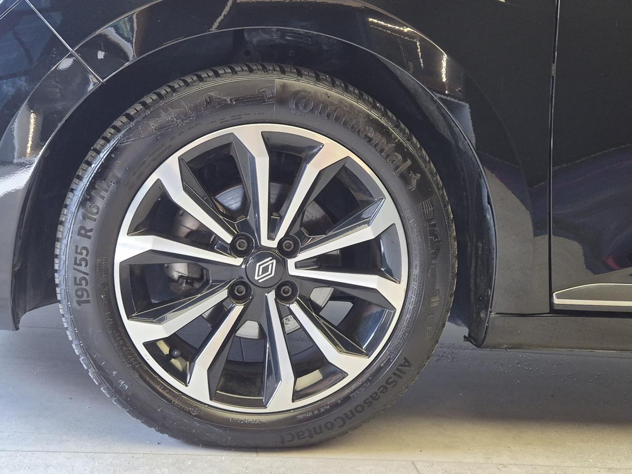 RENAULT Clio V 2023 - Clio 1.0 tce Techno 90cv