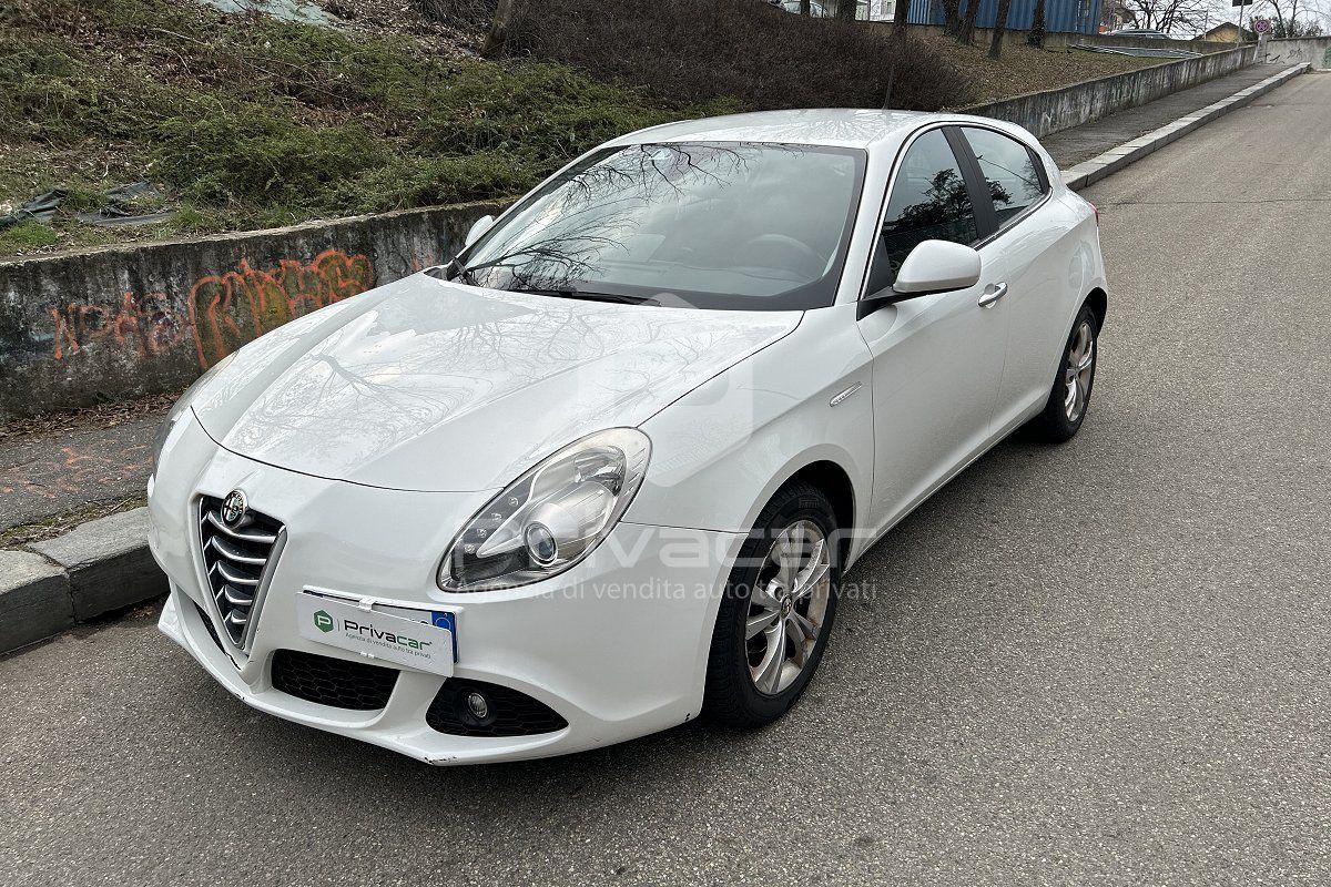 ALFA ROMEO Giulietta 1.6 JTDm-2 105 CV Distinctive