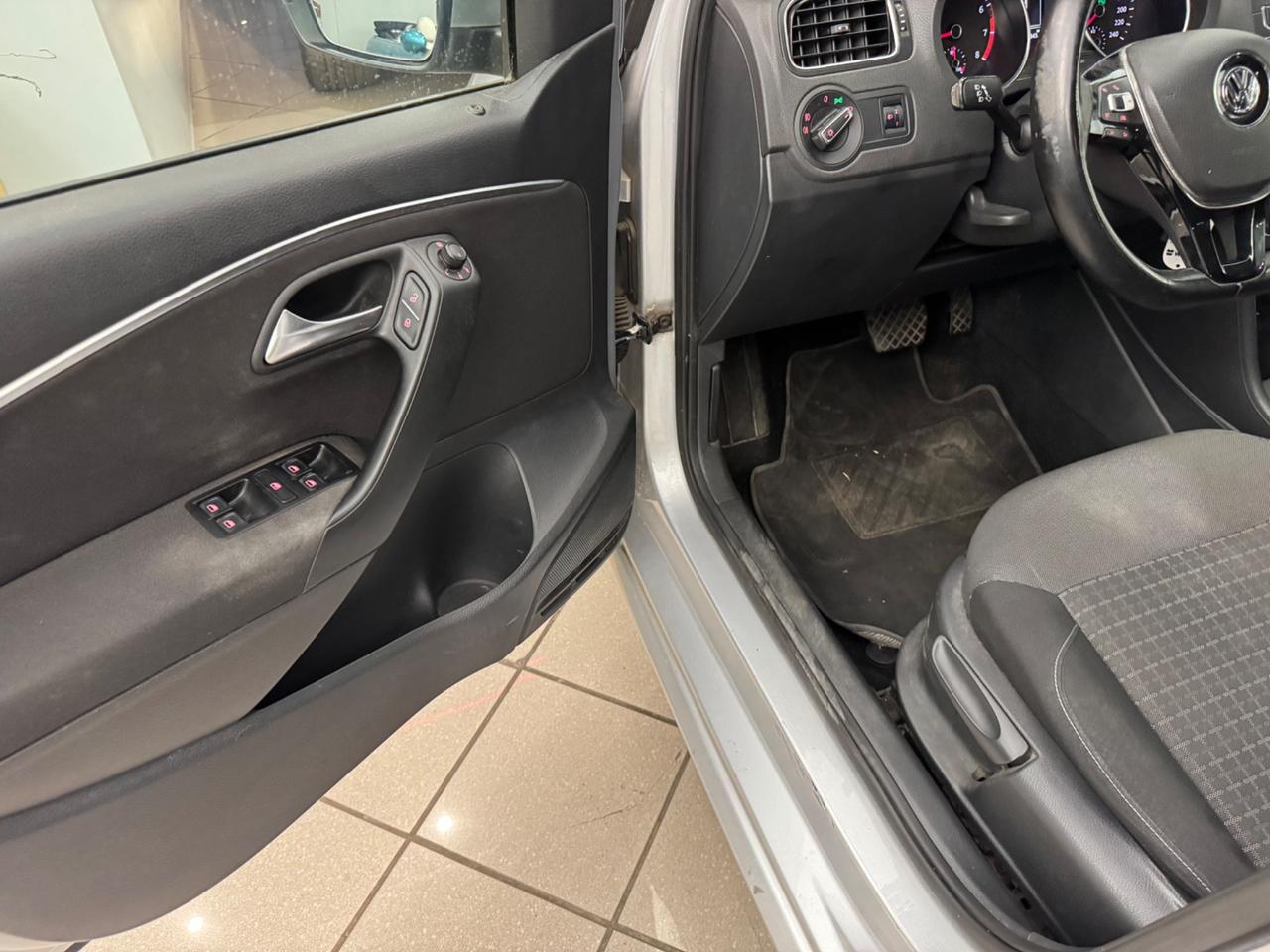 Volkswagen Polo 1.2 TSI DSG 5p. Comfortline BlueMotion Technology