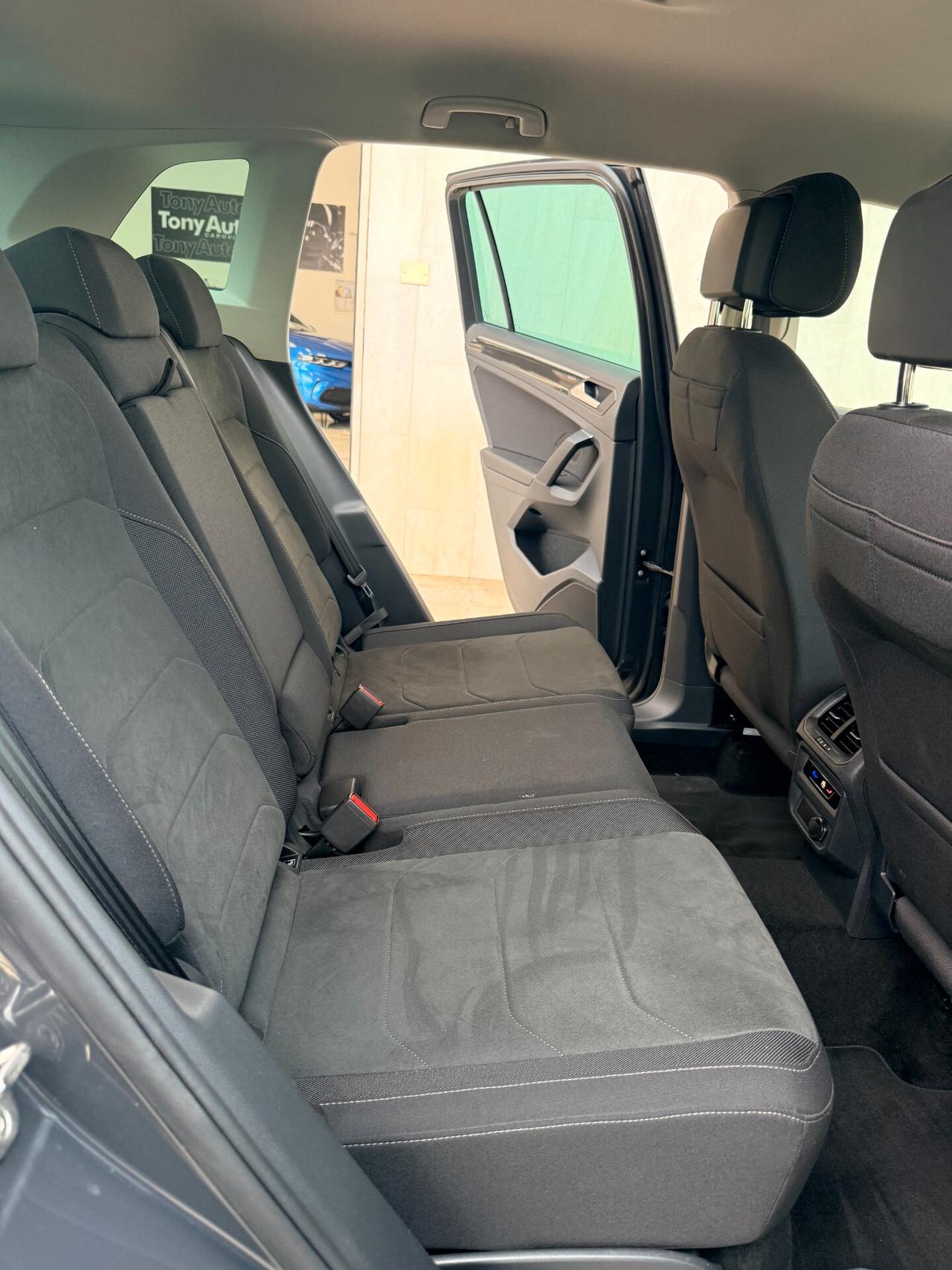 Volkswagen Tiguan 2.0 tdi Elegance 150cv dsg APPLE CARPLAY,ANDROID AUTO,TELECAMERA,NAVI,VIRTUAL COCKPIT,ALCANTARA