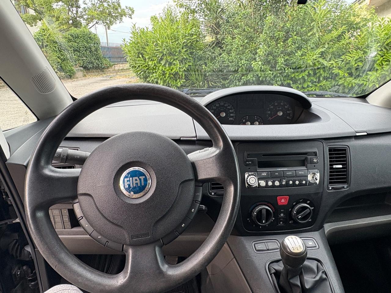 Fiat Idea 1.3 Multijet 16V Dynamic