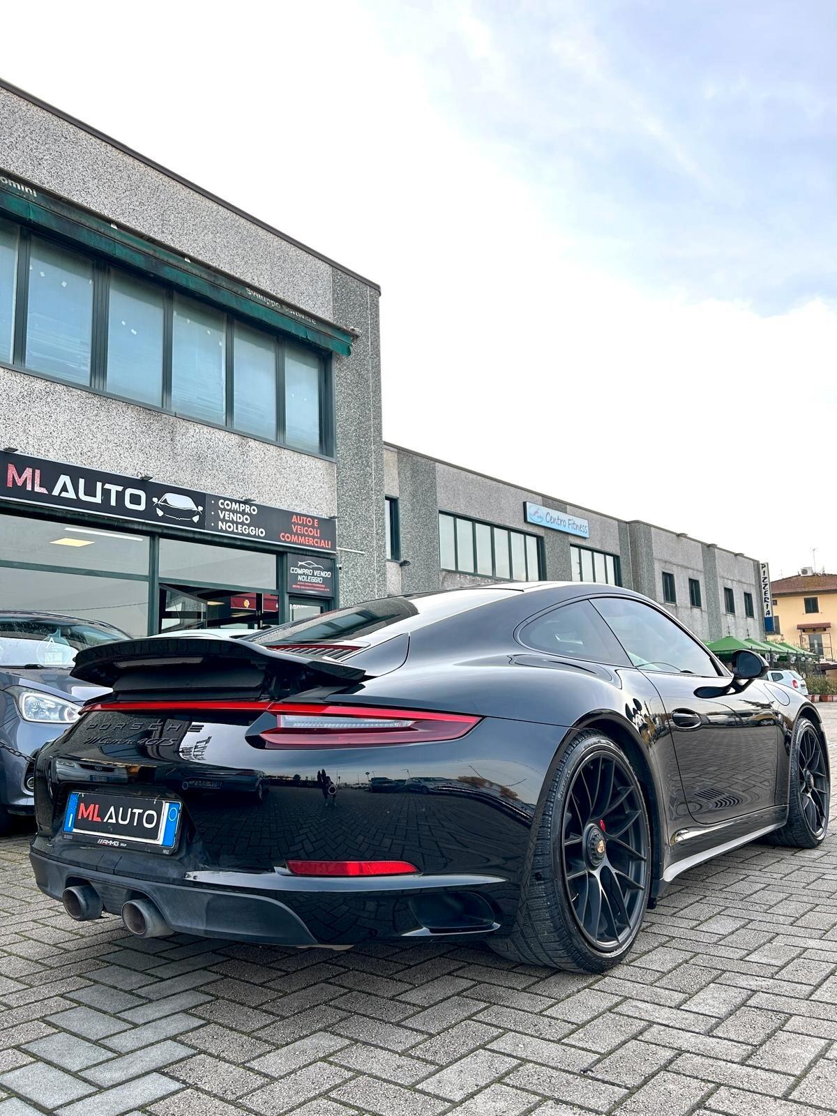 Porsche 911 3.0 Carrera 4 GTS Coupé