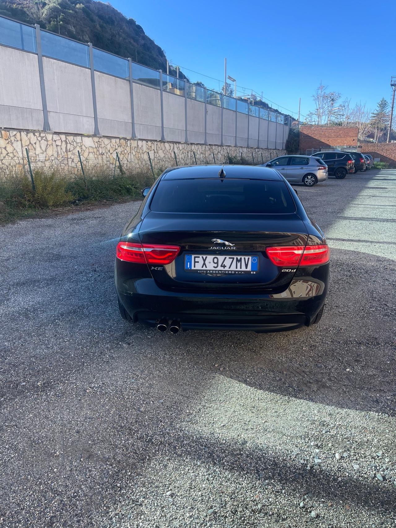 Jaguar XE 2.0 D 180 CV aut.