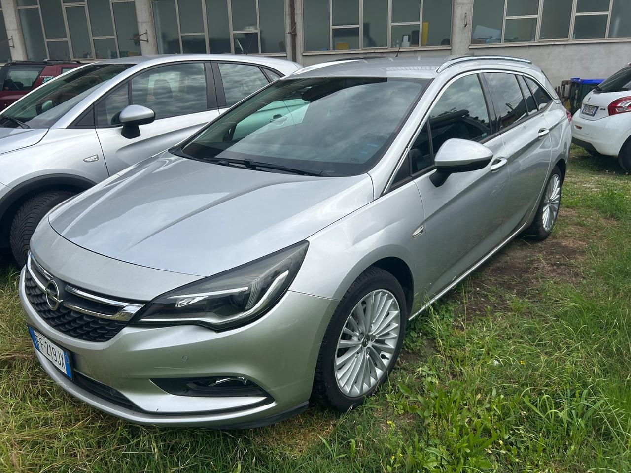 Opel Astra 1.6 CDTI 136CV EcoFLEX S&S Sports Tourer Cosmo