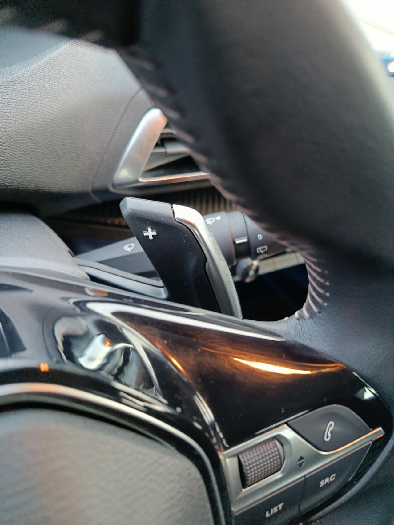 Peugeot 3008 BlueHDi 130 S&S Business