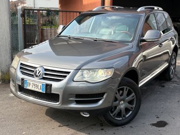 Volkswagen Touareg 3.0 V6 TDI GANCIO TRAINO