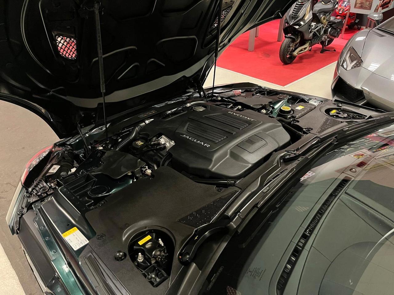 Jaguar F-Type 3.0 V6 aut. AWD Coupé S