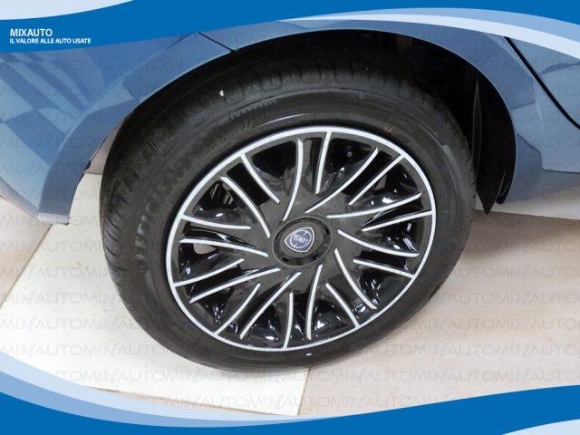 LANCIA Ypsilon Hybrid 1.0 FireFly 70cv 5 Porte Gold EU6 KM Ø