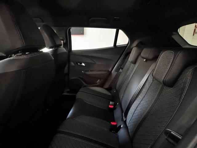 PEUGEOT 2008 Hybrid 145 e-DCS6 Allure