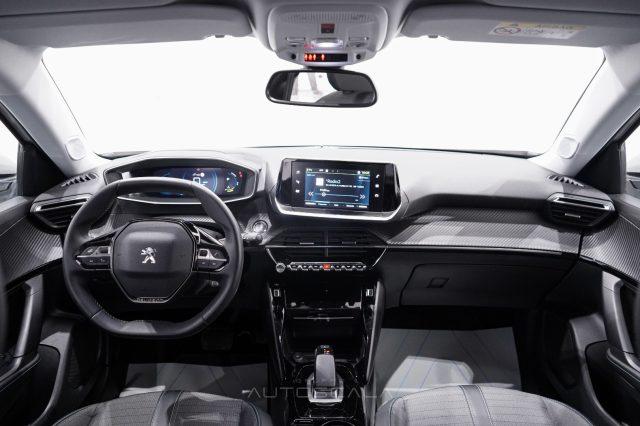 PEUGEOT 2008 motore elettrico 136cv 100KW Allure Pack