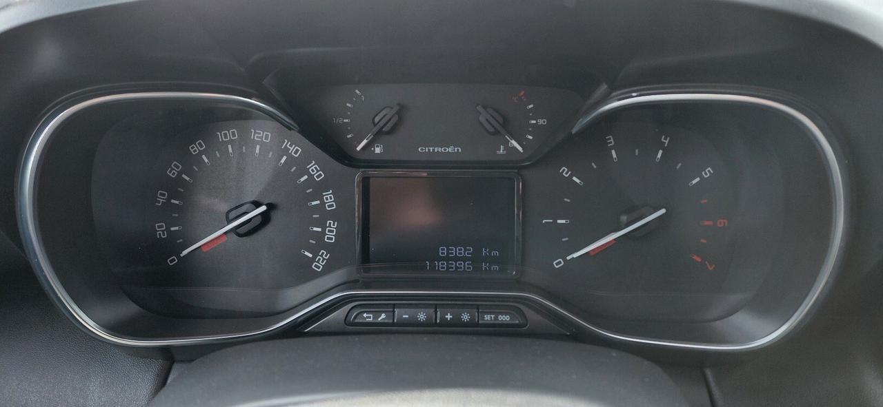 Citroen C3 Aircross BlueHDi 100 Shine